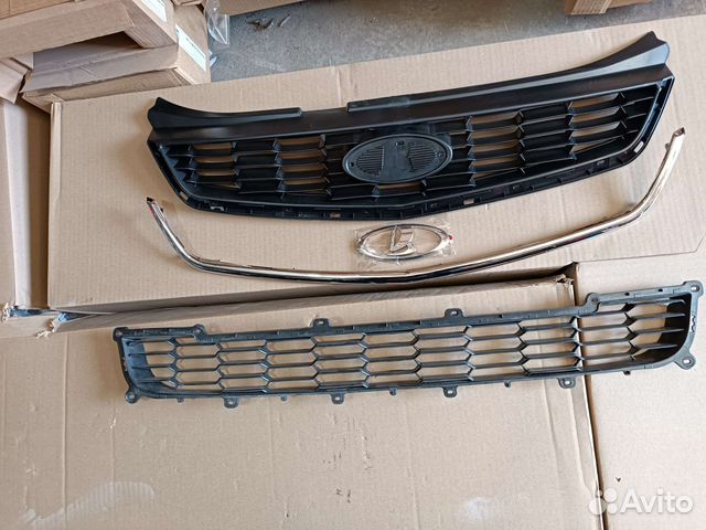 Комплект решёток приора 2 молдинг эмблема