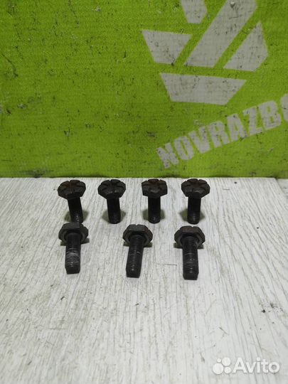 Болт маховика Рено Клио 2 Симбол