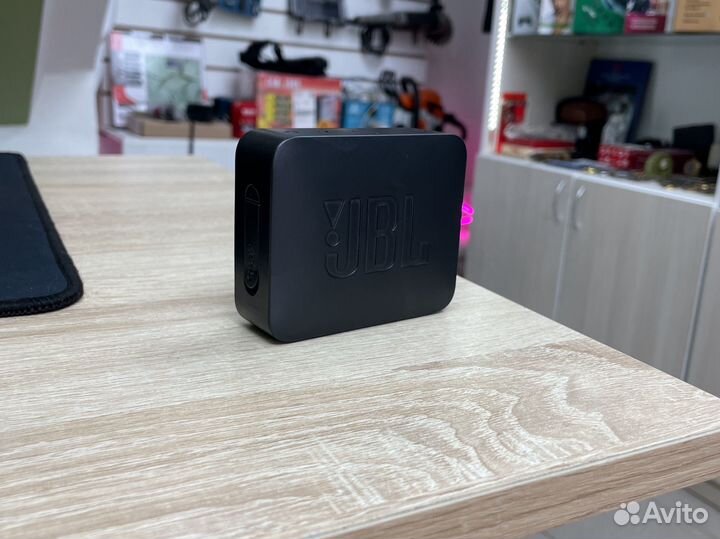 Портативная колонка JBL GO