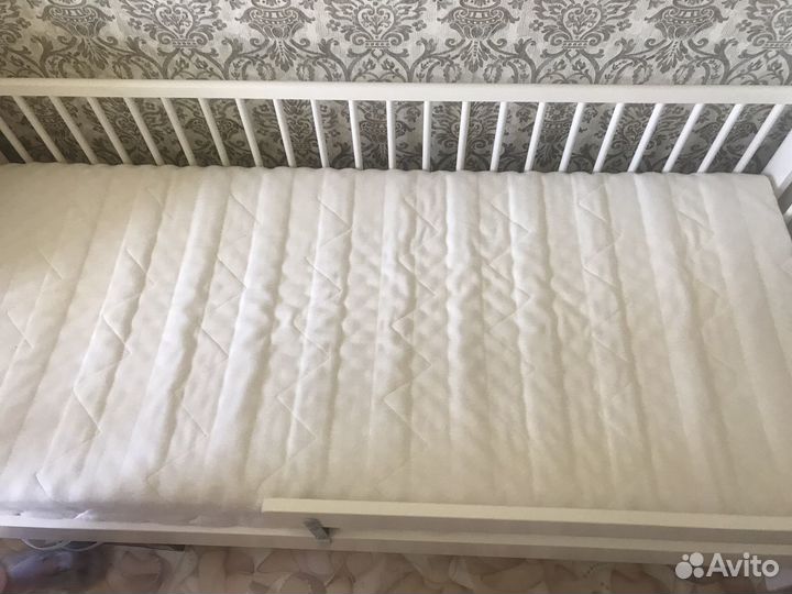 Детская кровать 160 на 70 с бортиком. IKEA
