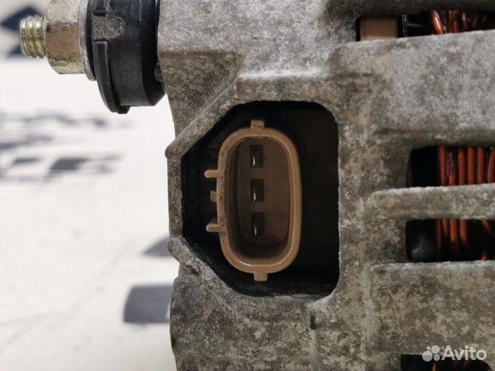 Генератор Nissan Juke NF15 MR16DDT 2010