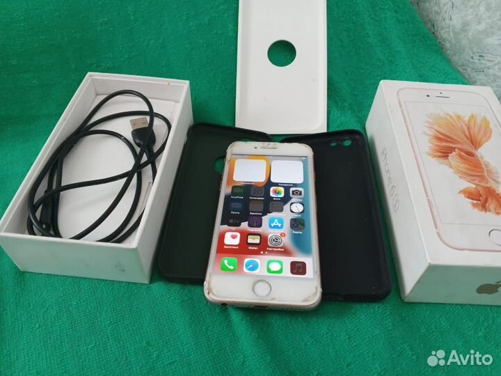 Телефон iPhone 6s