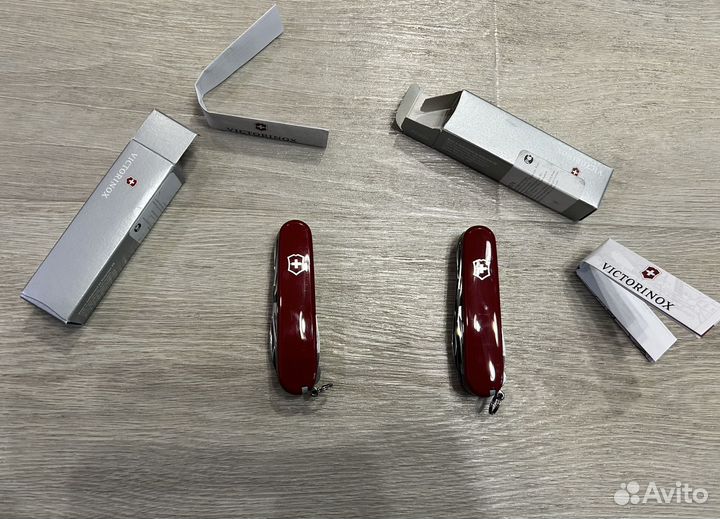 Victorinox Fieldmaster (Huntsman) 15 в 1