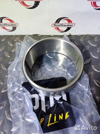 Втулка 7J-1336