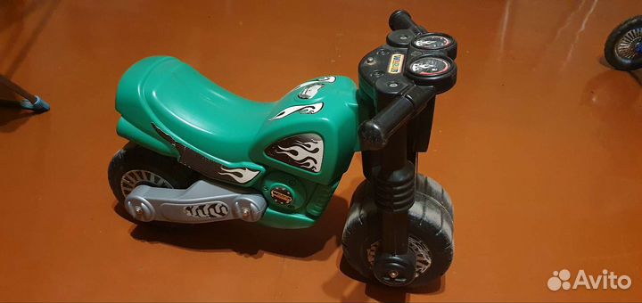 Мотоцикл-каталка для детей
