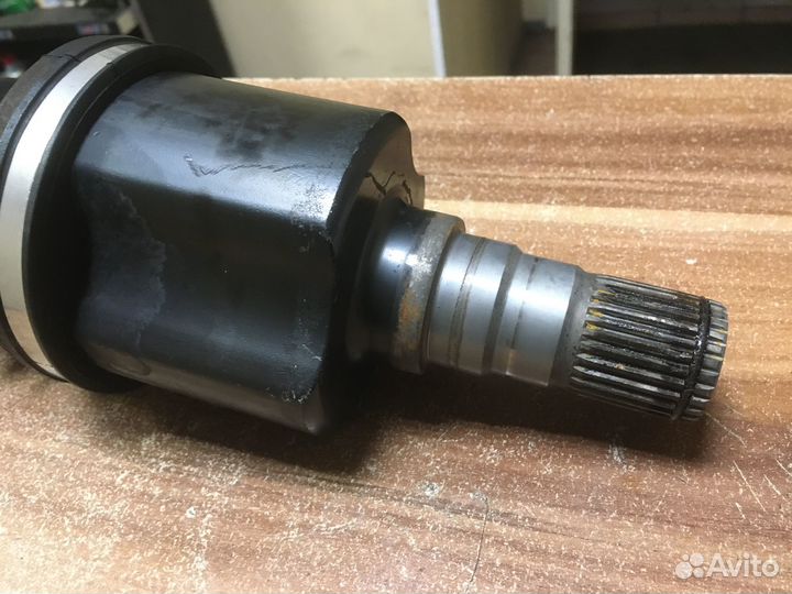 Полуось передняя левая Geely Coolray