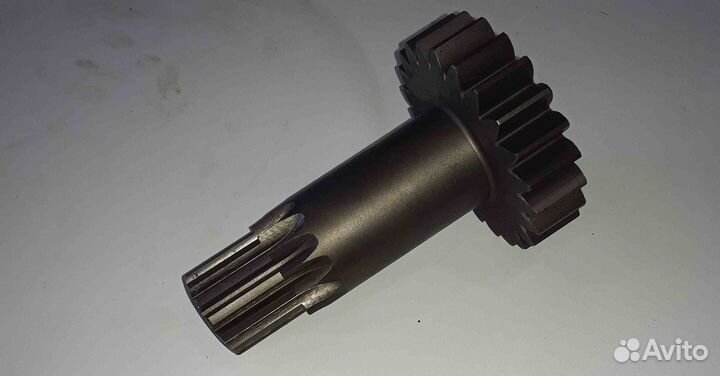 Вал шестерня xkaq-00203 Hyundai R330LC-9