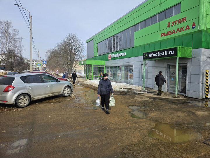 Торговая площадь, 350 м²