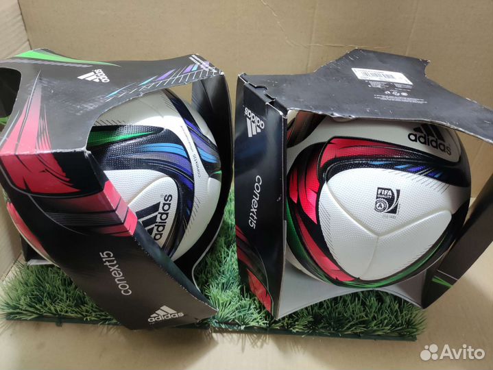 Футбольный мяч adidas оригинал FIFA PRO размер 5