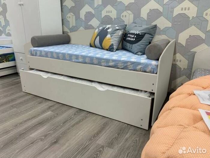 Кровать детская без мягкой спинки доп место лдсп