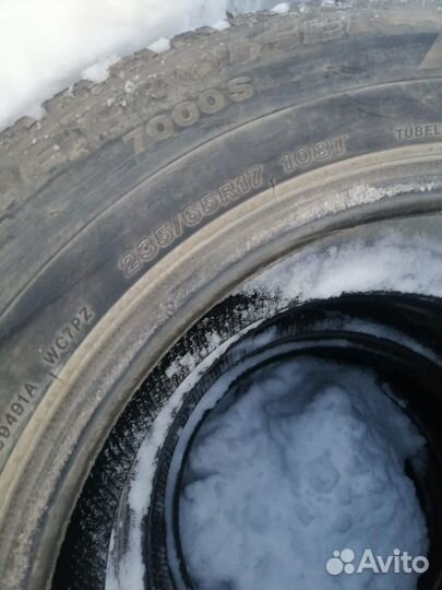 Bridgestone Ice Cruiser 7000S 235/65 R17 108T
