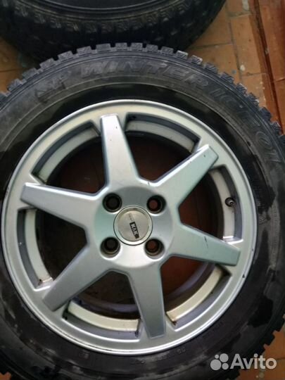 Литье диски r15 4x100 с резиной бу