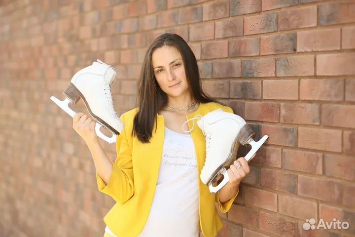 Тренер по фигурному катанию