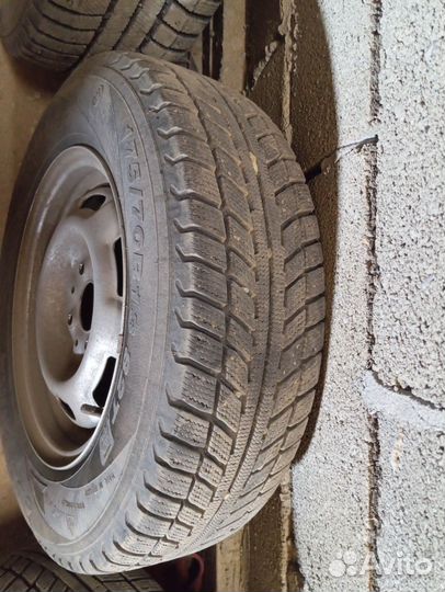 Accelera 651 2.25/4.5 R4 30J