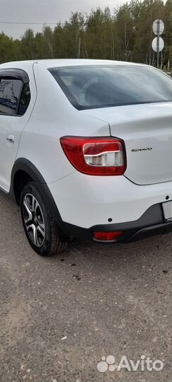 Renault Logan Stepway 1.6 CVT, 2018, 90 000 км