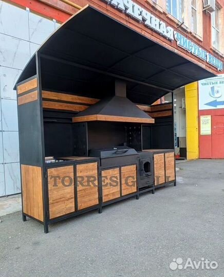 Мангальный комплекс с крышей