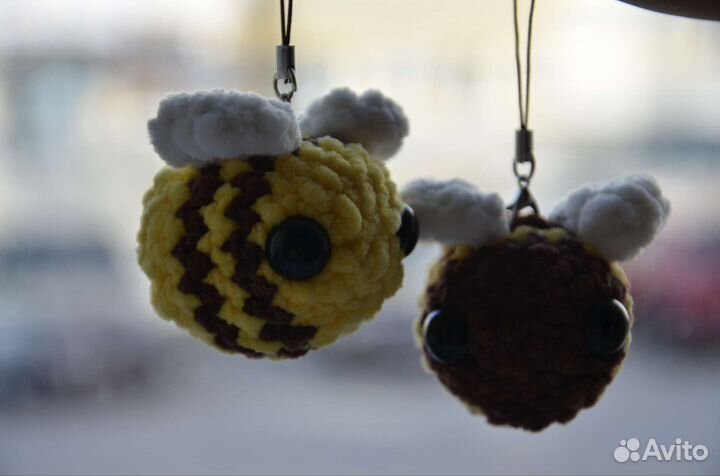 Вязаные пчелки амигуруми