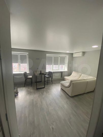 1-к. квартира, 42 м², 5/10 эт.