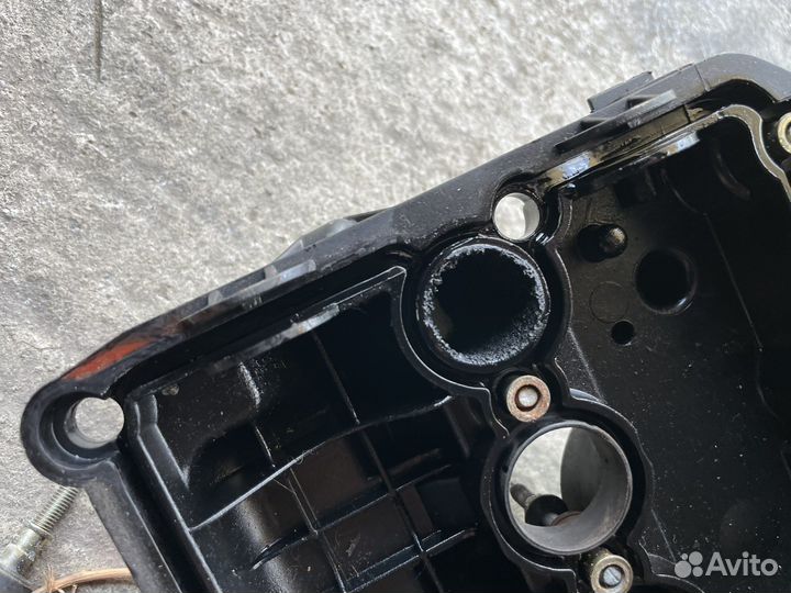 Клапанная крышка M57 256d1 306d1