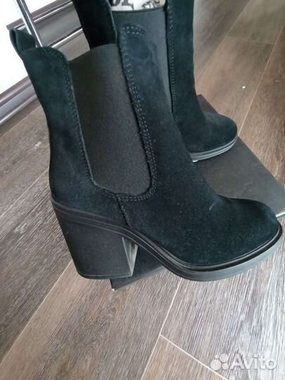 Ботинки женские весна 39