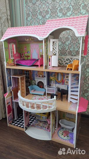 Домик кукольный