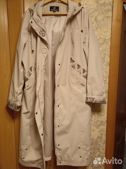 Плащ женский