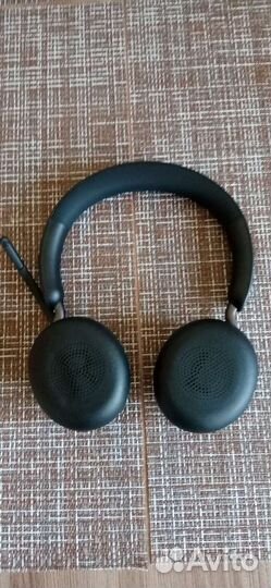 Беспроводные наушники новые
