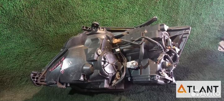 Фара передняя правая toyota alphard