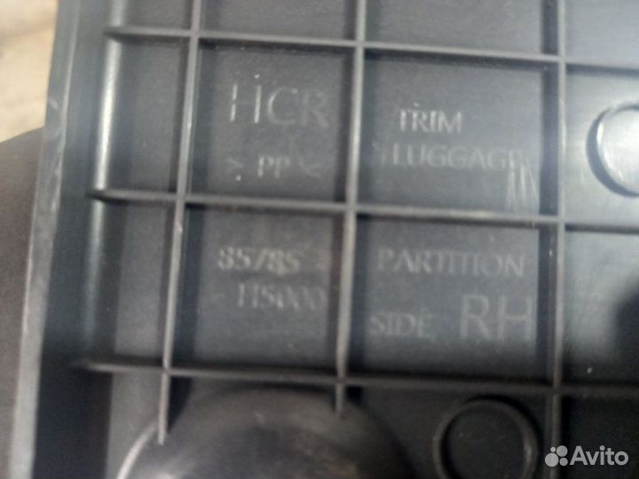 Пластик салона задний правый Hyundai Solaris 2