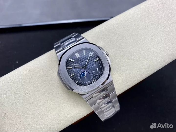 Patek philippe nautilus