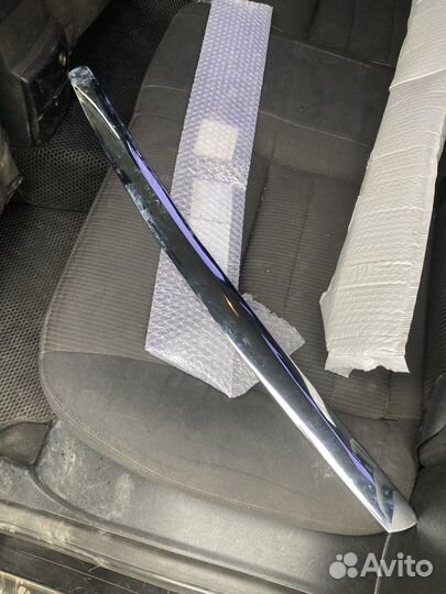 Молдинг капота ford focus 2