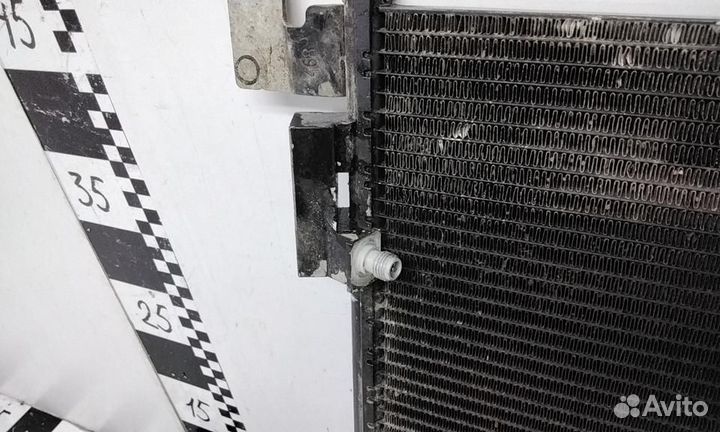 Радиатор кондиционера Audi Q7 2