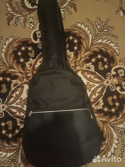 Акустическая гитара