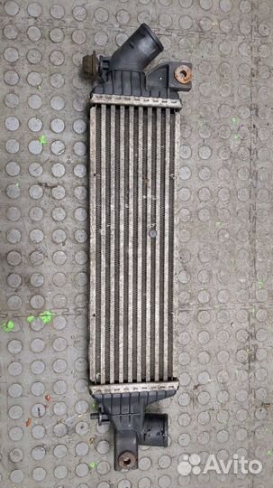 Радиатор интеркулера Nissan Almera Tino, 2005