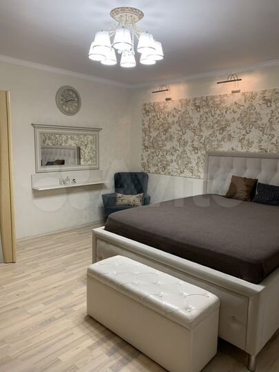 2-к. квартира, 64,7 м², 1/10 эт.