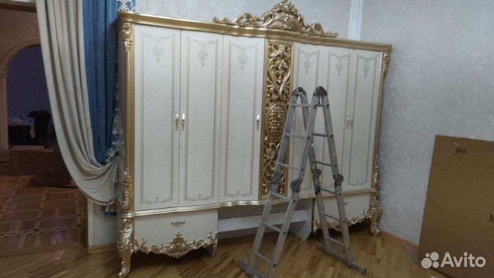 Сборщик мебели