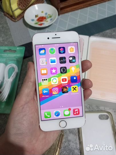 iPhone 7, 32 ГБ