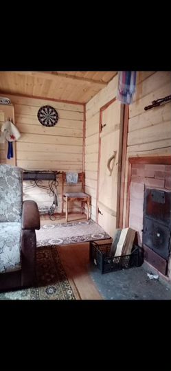 Дом 20 м² на участке 8 сот.