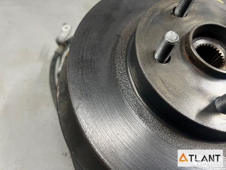 Ступица передняя правая toyota prius