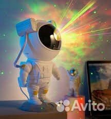 Ночник проектор космонавт новый
