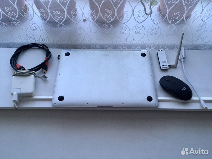 Apple Mac mini 2014 (1/2 MacBook air 2014)