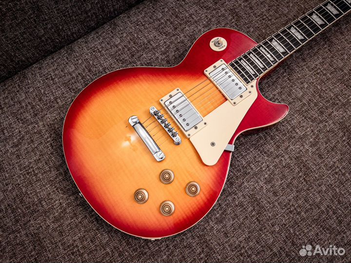 Blitz Les Paul Standard (by Aria Pro 2)