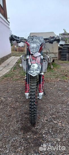 Продам BSE z5 250 кубиков 4т