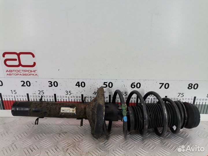 Стойка для Volkswagen Golf 4