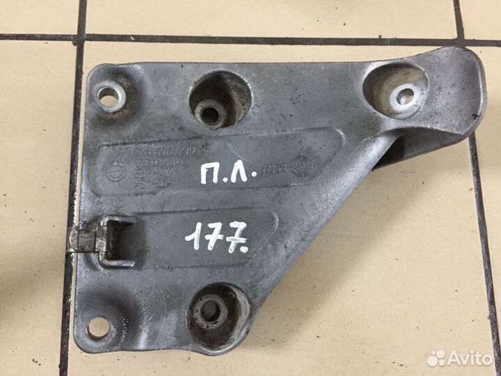 Кронштейн опора двс АКПП BMW 5 E60 рестайлинг