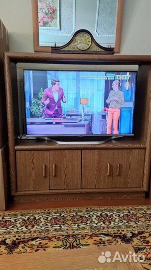 Стойка для телевизора