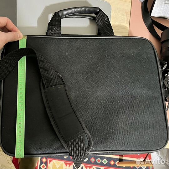 Сумка для ноутбука вместительная