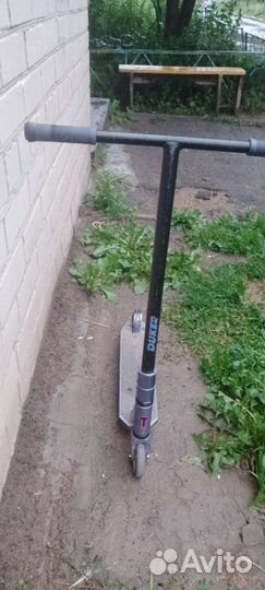 Трюкавой самокат tech team