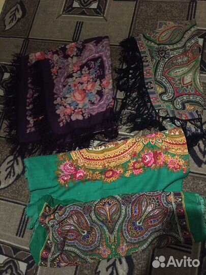 Платки.пуховые, цветные и др. Ручная работа