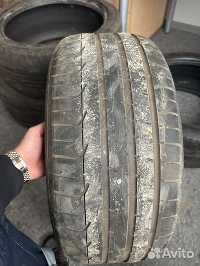 Pirelli P Zero 255/40 R19